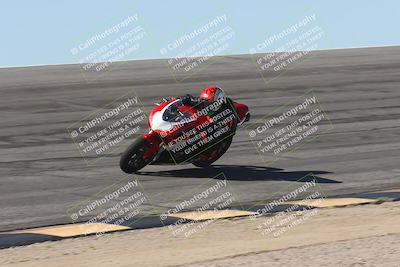 media/Oct-13-2025-Moto Forza (Mon) [[a66d839500]]/3-B Group/Session 2 (Bowl)/